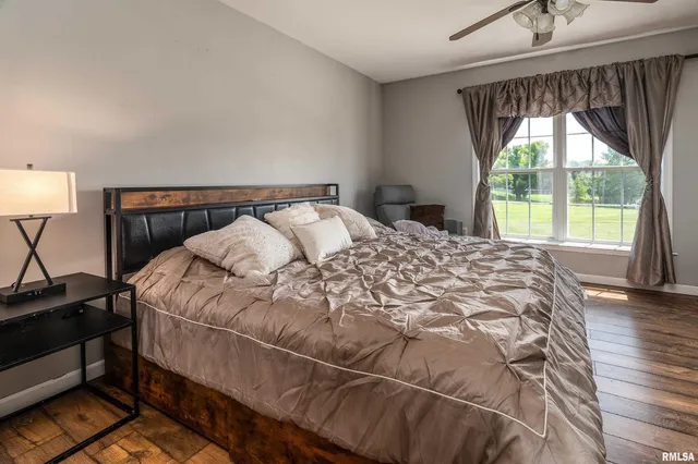 $259,900 | 22 Smith Road, Nashville, IL 62263