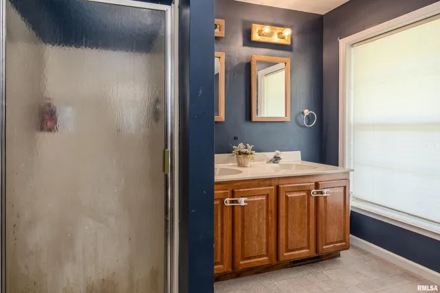 $259,900 | 22 Smith Road, Nashville, IL 62263