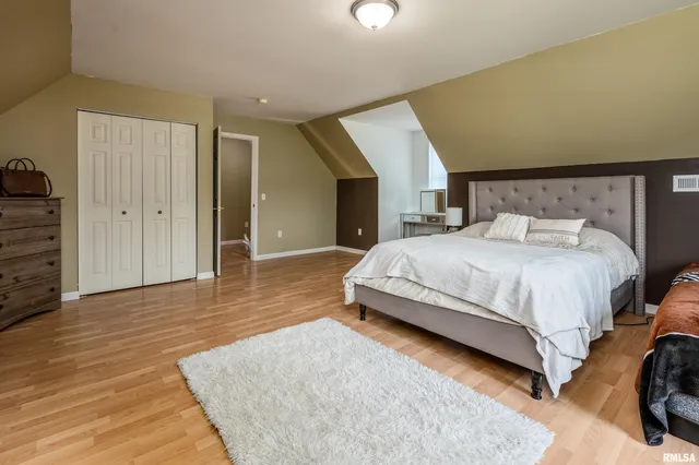 $259,900 | 22 Smith Road, Nashville, IL 62263