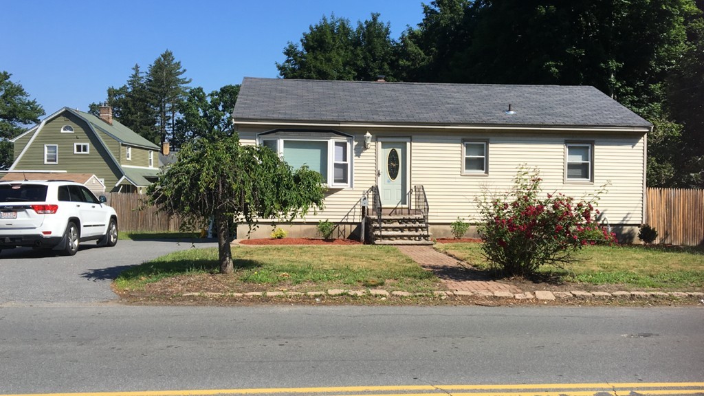 9 Rosewood Road Methuen, MA 01844 - Photo 1 of 14 Gallery Image 1