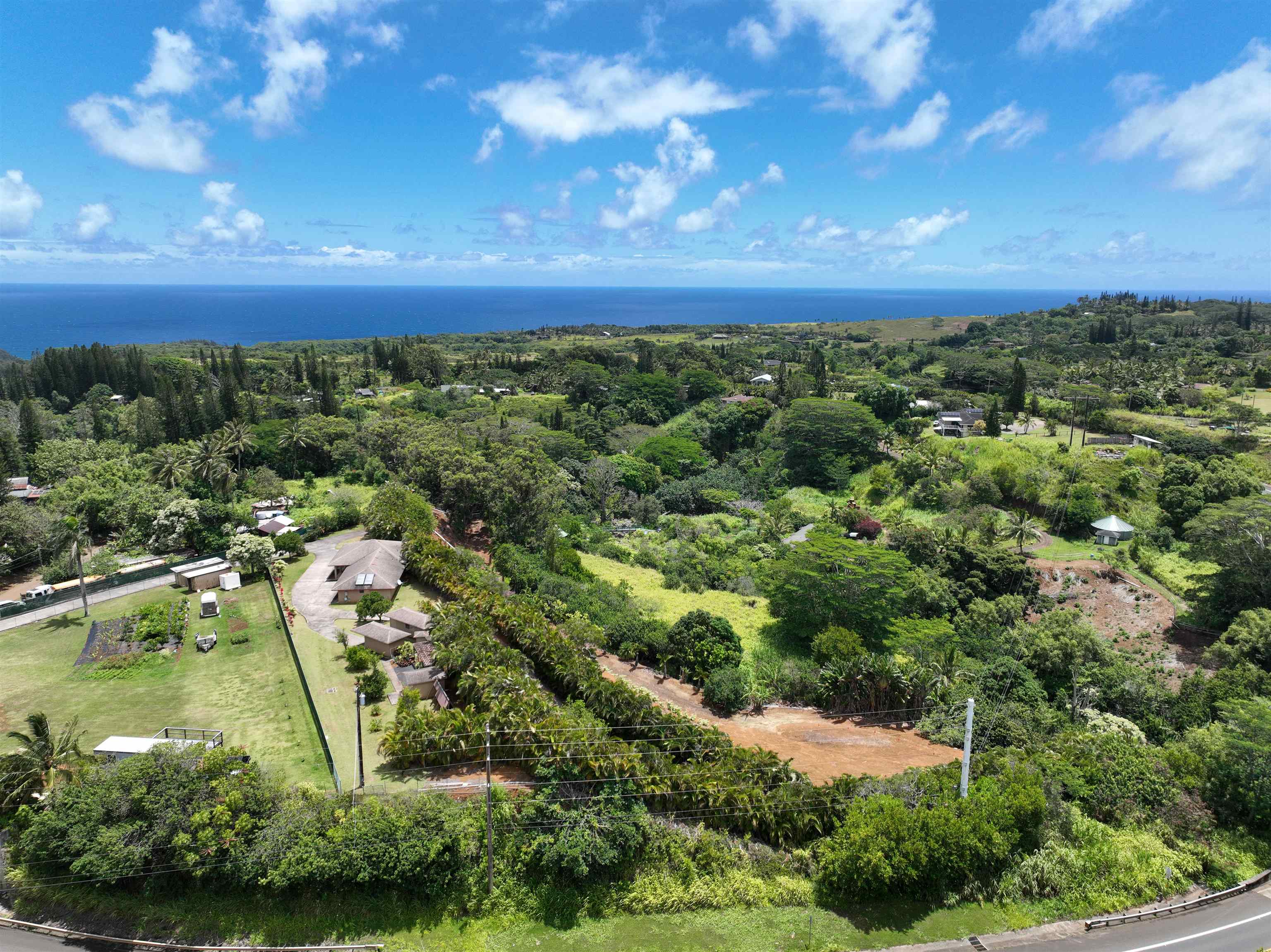 370 Hahana Road Haiku, HI 96708 - Photo 4 of 29