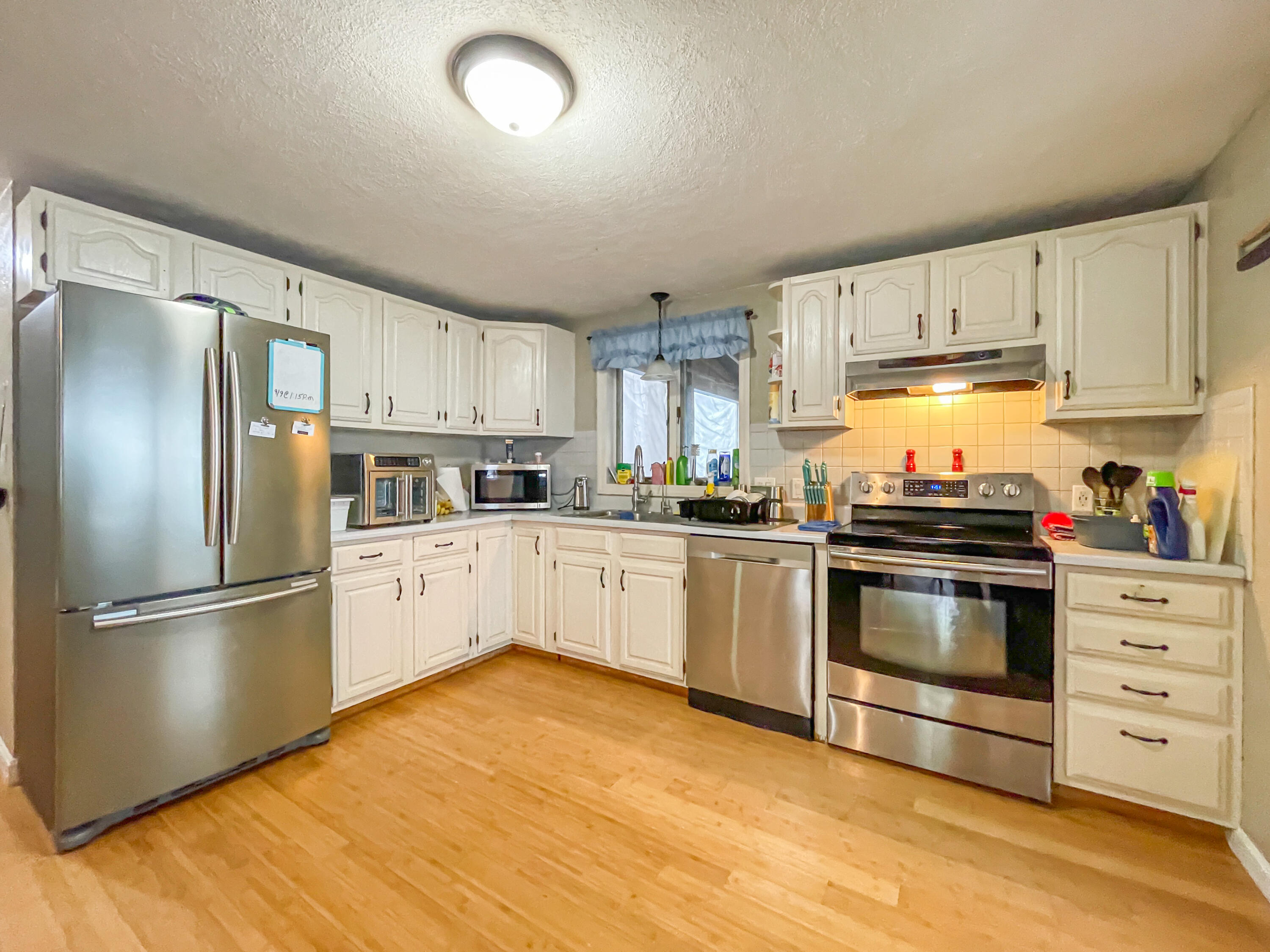 187 King Hl Road Naples, ME 04055 - Photo 7 of 54 187 King Hill Rd Naples -11