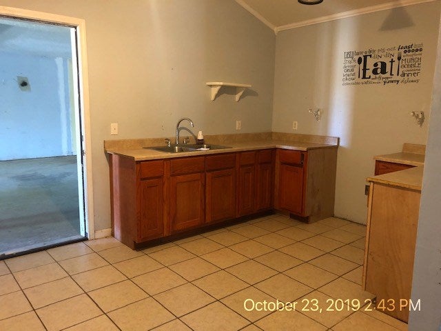 2350 Bluff Springs Road Glasgow, KY 42141 - Photo 4 of 10 Gallery Image 4