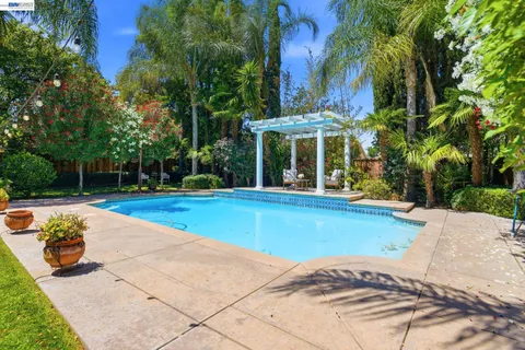 $1,265,000 | 2631 Amatchi Court, Tracy, CA 95304
