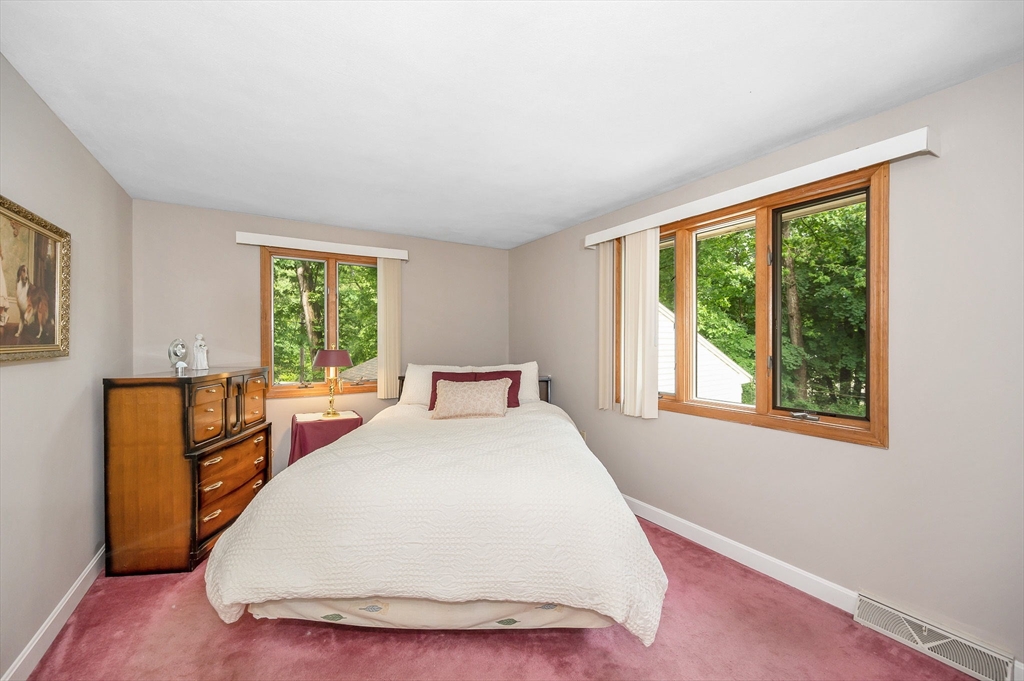 10 Northgate Road Tewksbury, MA 01876 - Photo 17 of 41