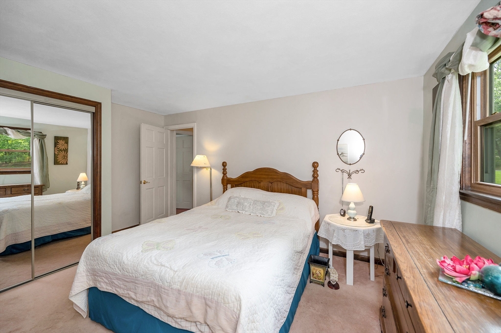 10 Northgate Road Tewksbury, MA 01876 - Photo 21 of 41