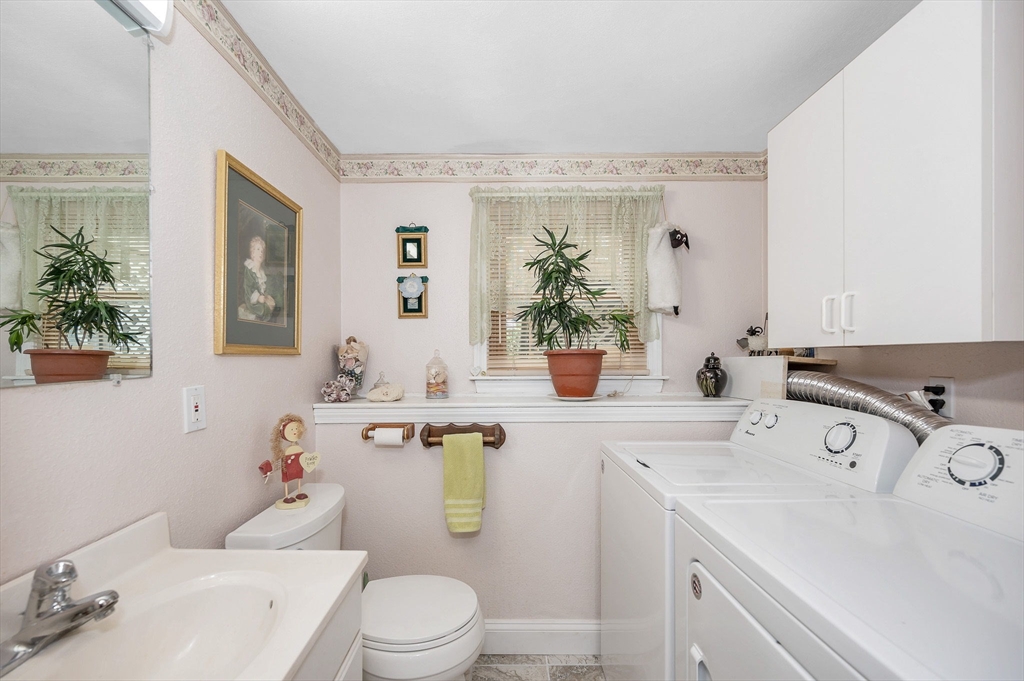 10 Northgate Road Tewksbury, MA 01876 - Photo 29 of 41