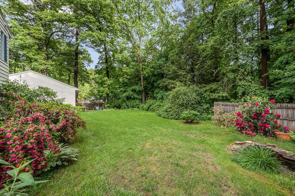 10 Northgate Road Tewksbury, MA 01876 - Photo 34 of 41