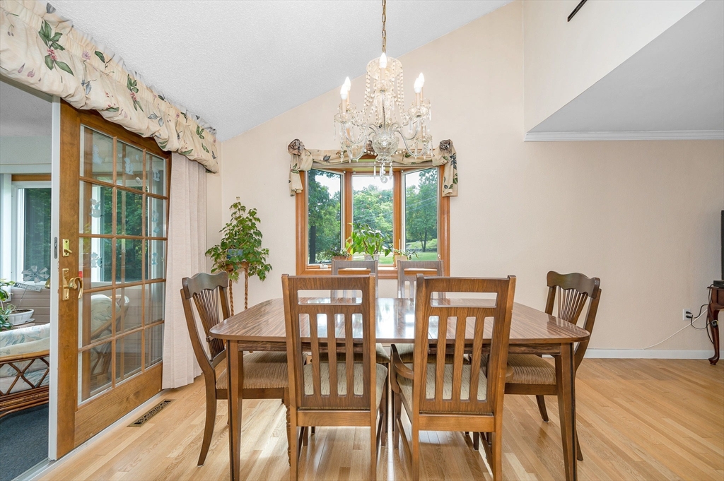 10 Northgate Road Tewksbury, MA 01876 - Photo 6 of 41