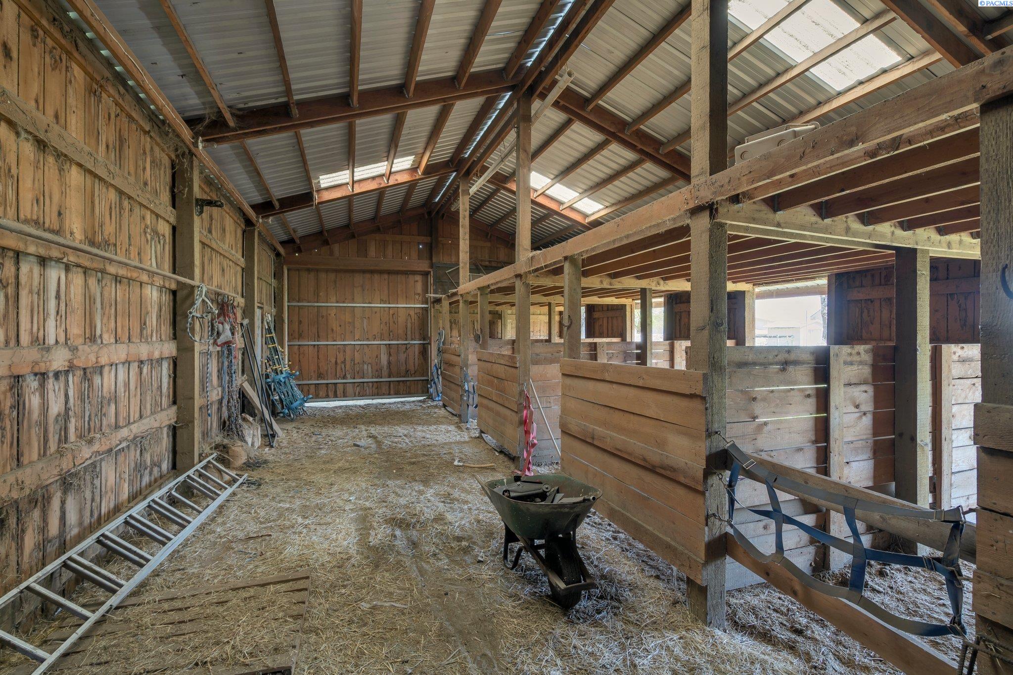222305 East Game Farm Road Kennewick, WA 99337 - Photo 46 of 50 Gallery Image 46