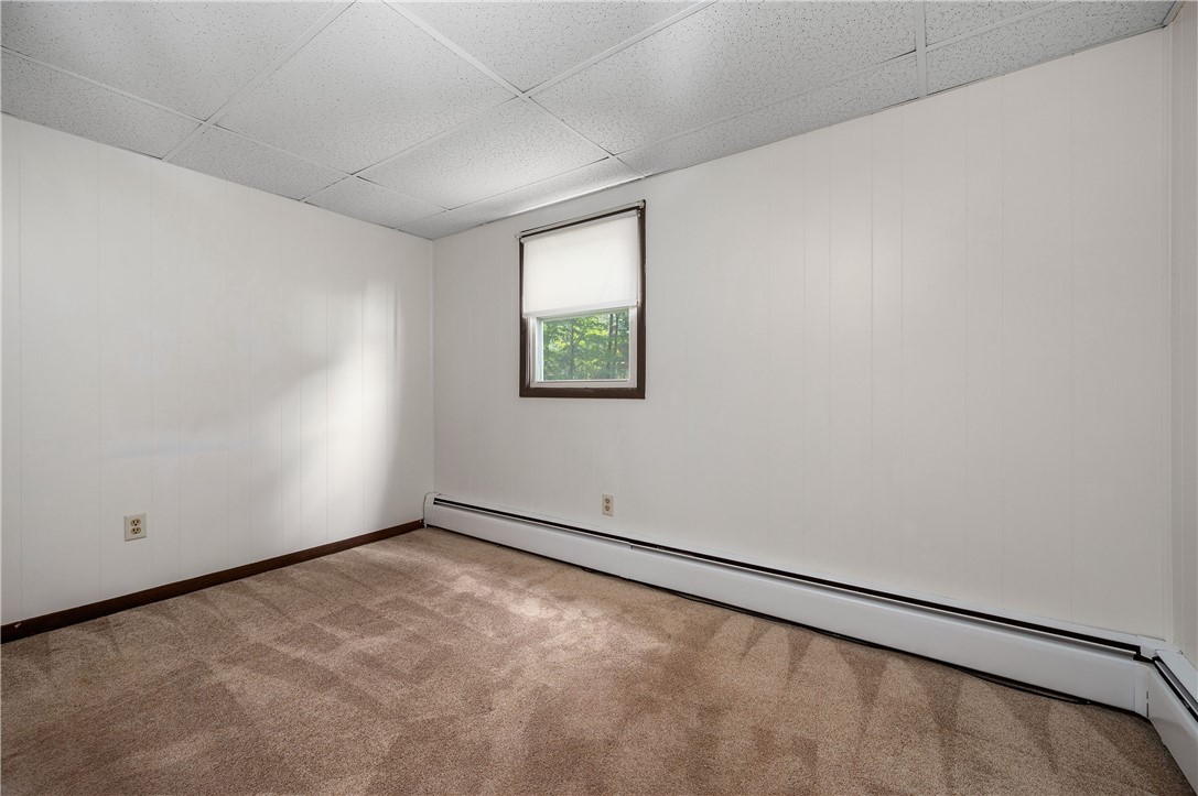 35 West Wrentham Road Cumberland, RI 02864 - Photo 21 of 45 1st Fl Rt Bed 1