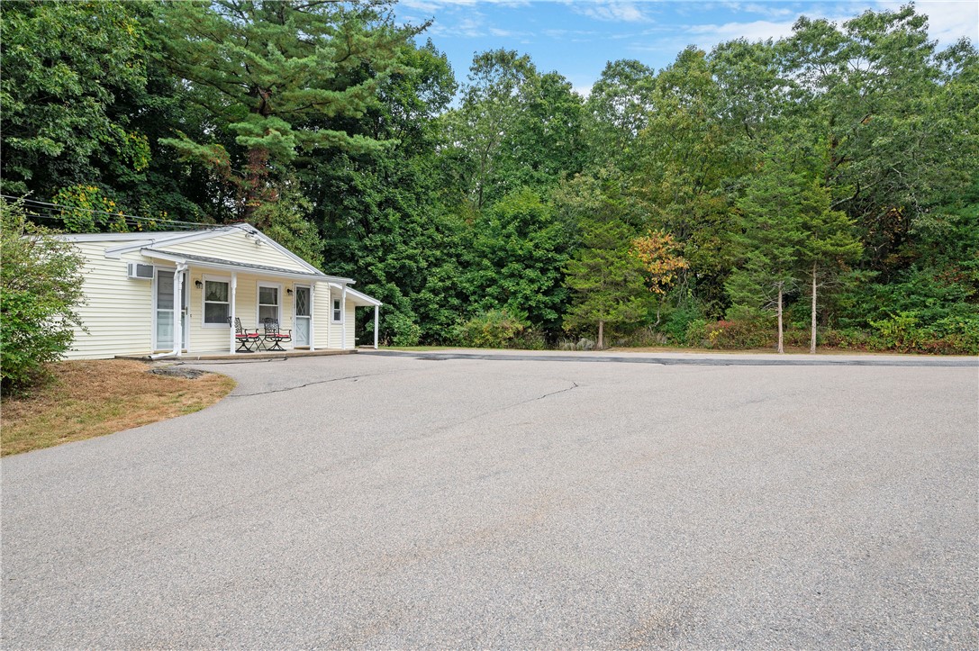 35 West Wrentham Road Cumberland, RI 02864 - Photo 5 of 45 2 Bed Cottage