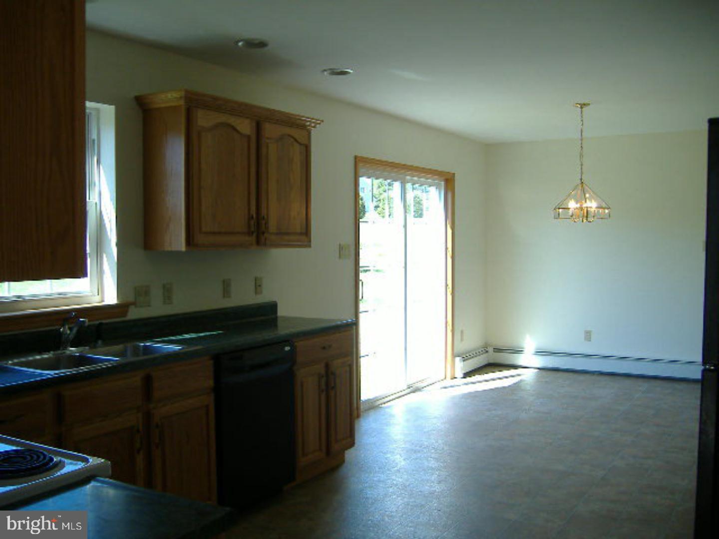 664 Arrow Road New Ringgold, PA 17960 - Photo 8 of 16 Dining Room