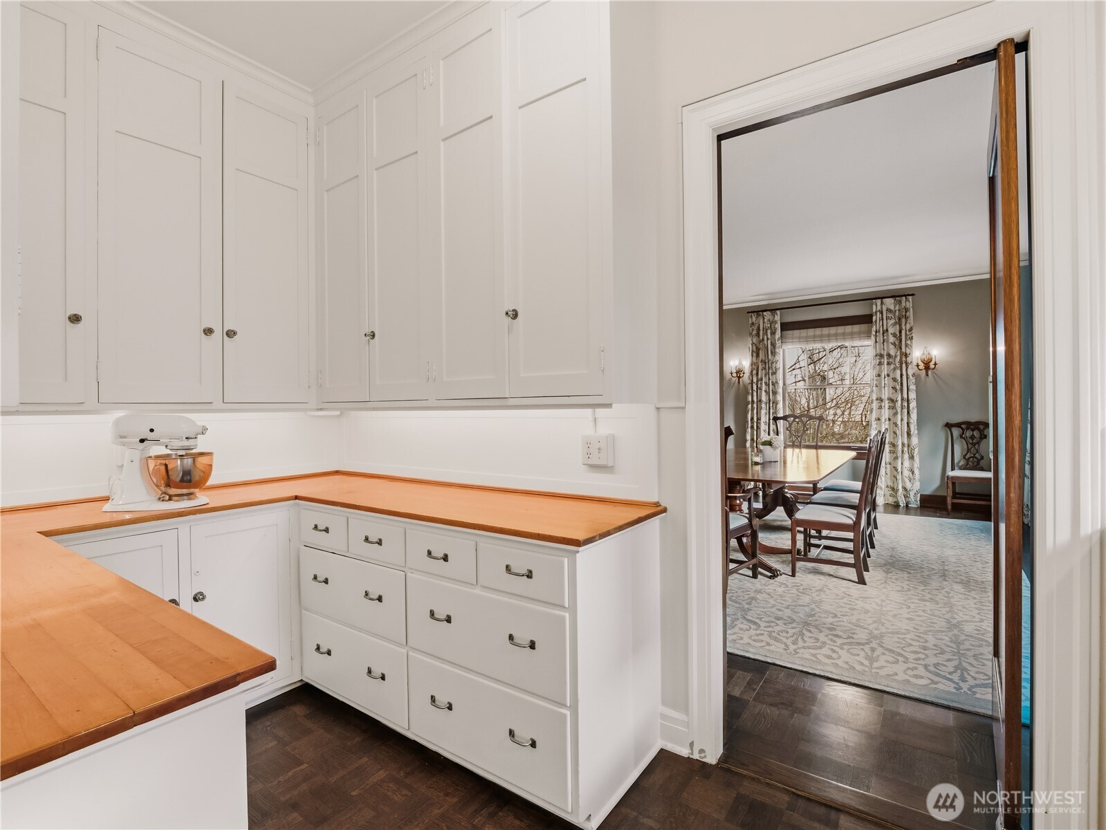 1223 Spring Street, Unit 300 Seattle, WA 98104 - Photo 13 of 40