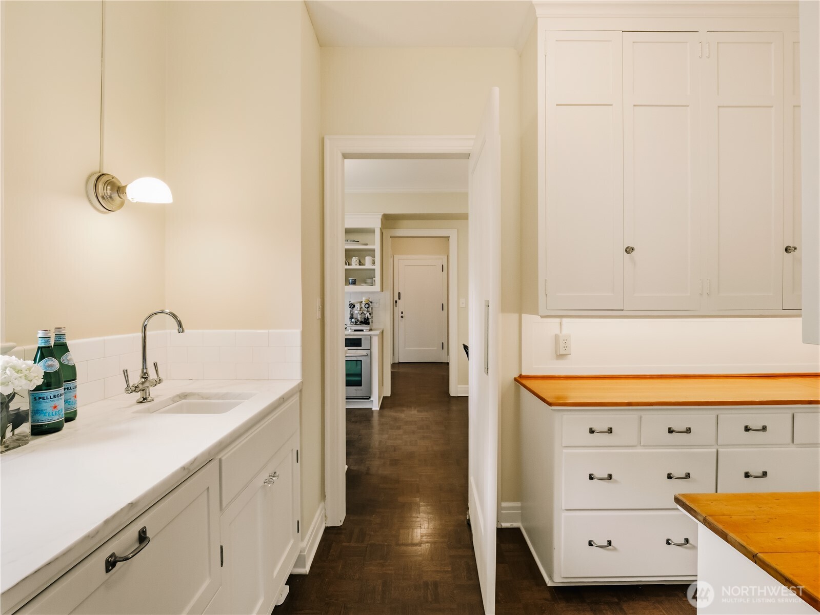 1223 Spring Street, Unit 300 Seattle, WA 98104 - Photo 18 of 40