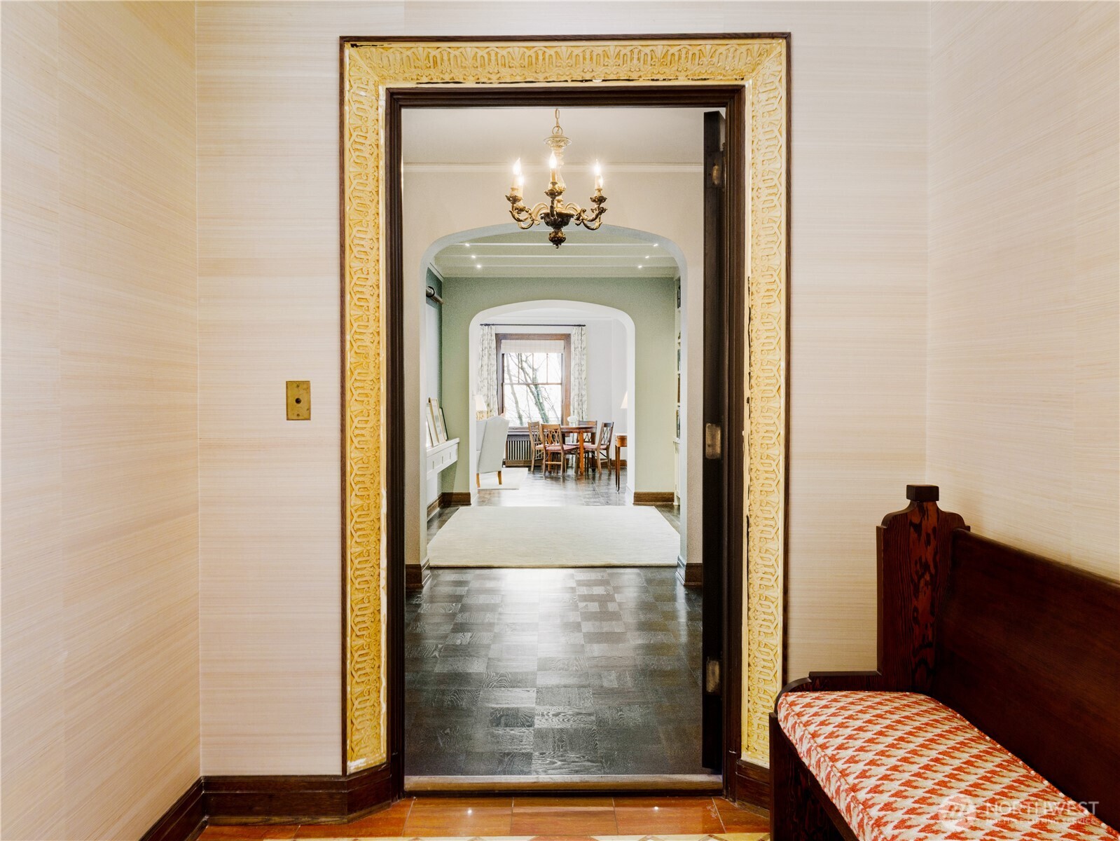 1223 Spring Street, Unit 300 Seattle, WA 98104 - Photo 2 of 40