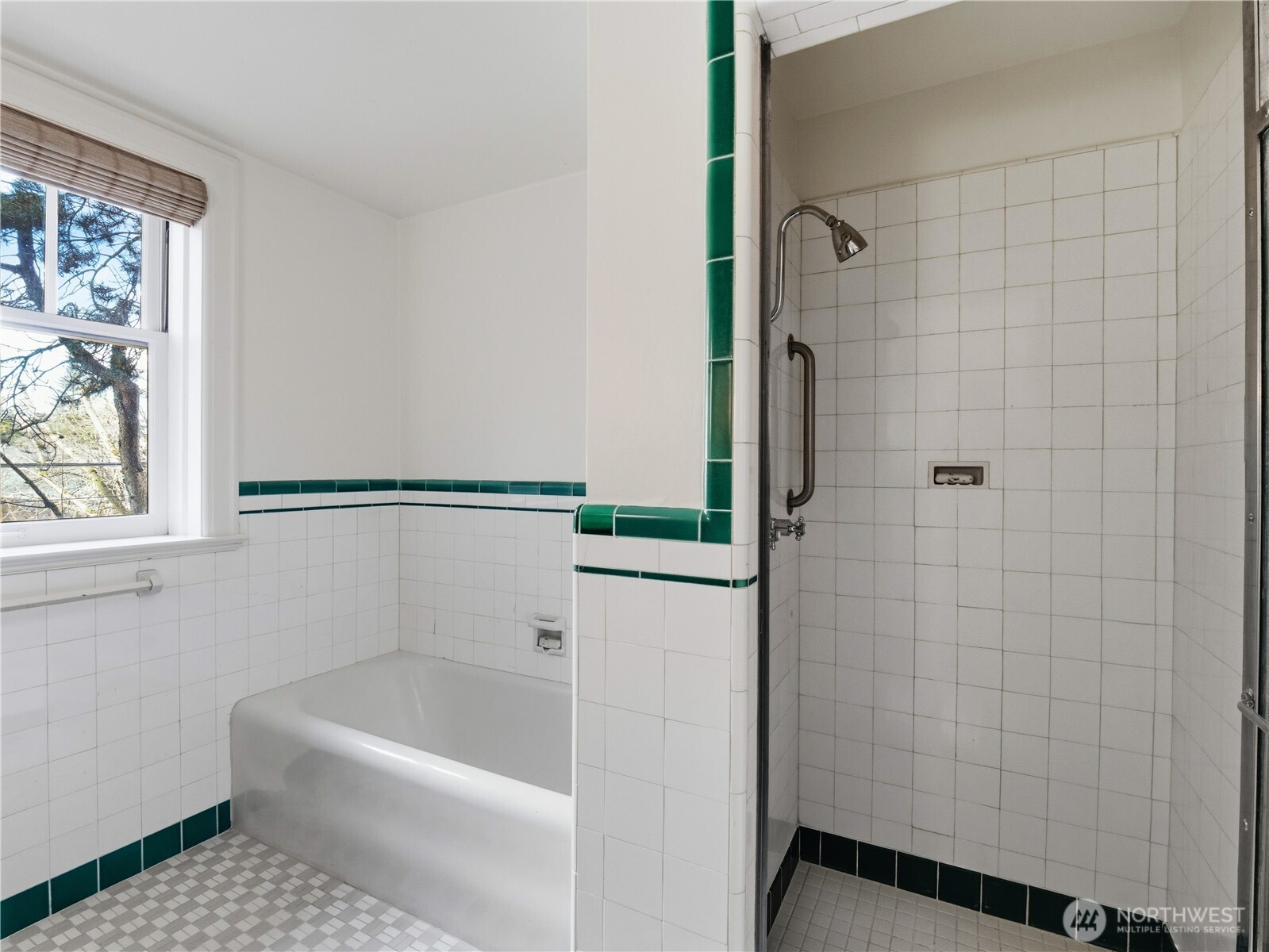 1223 Spring Street, Unit 300 Seattle, WA 98104 - Photo 26 of 40