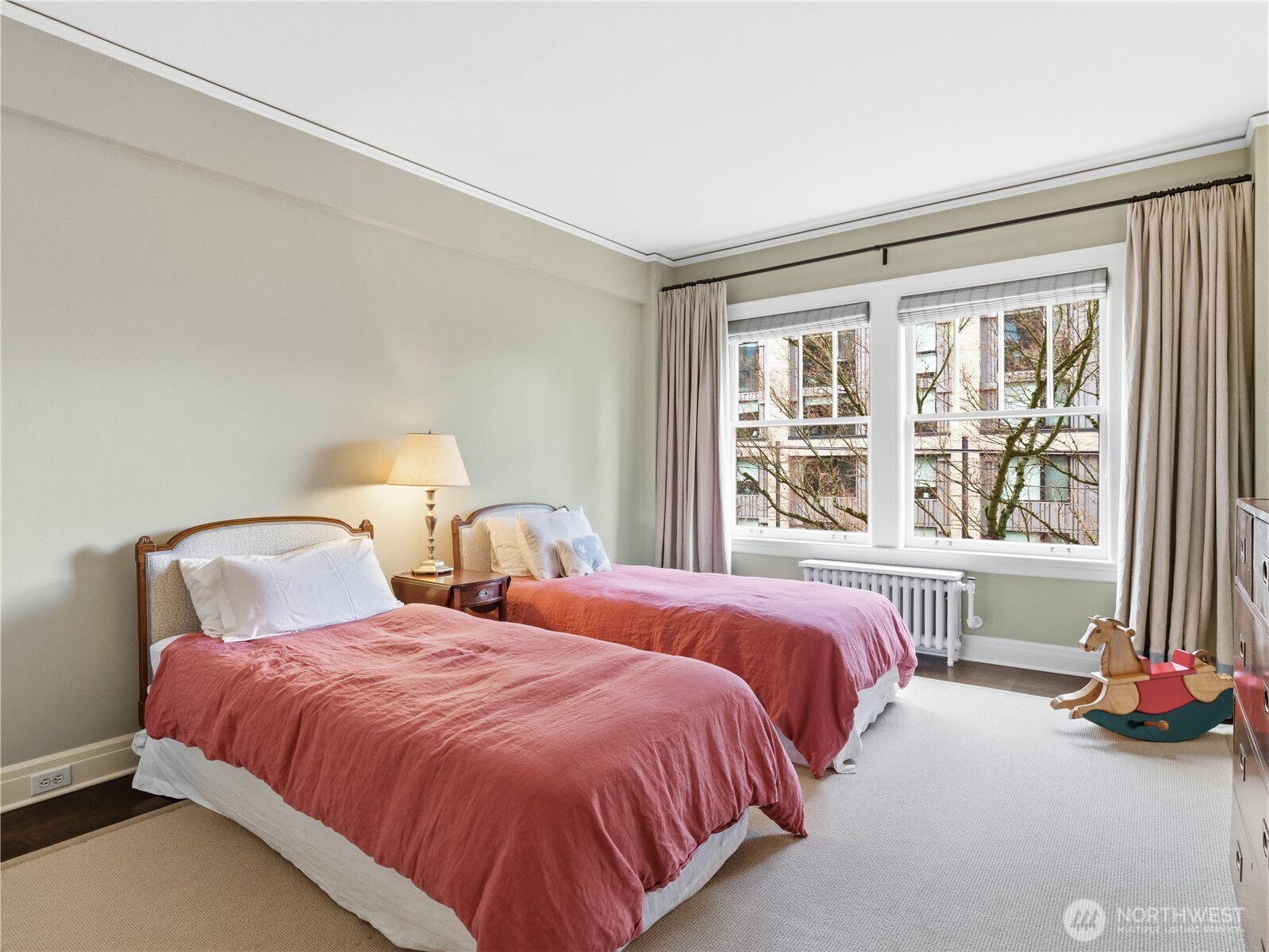 1223 Spring Street, Unit 300 Seattle, WA 98104 - Photo 29 of 40