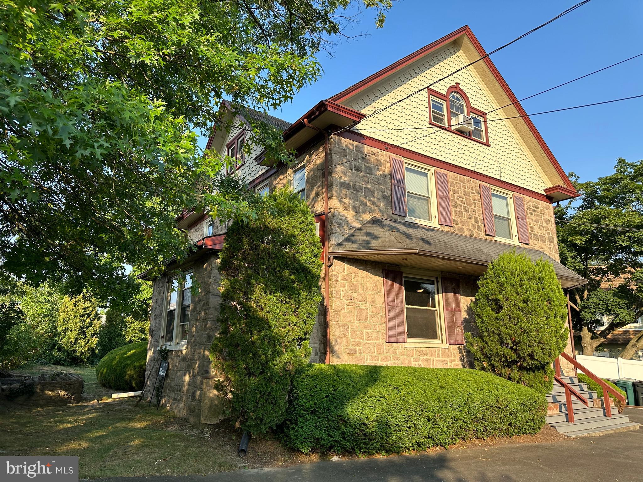 7242 Hollywood Road, Unit 1F Fort Washington, PA 19034 - Photo 2 of 18