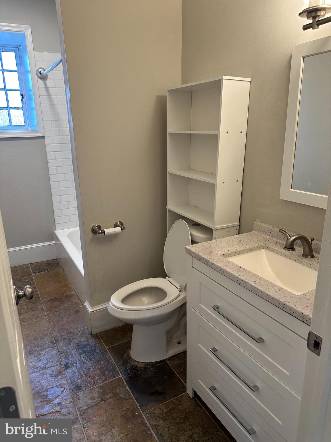7242 Hollywood Road, Unit 1F Fort Washington, PA 19034 - Photo 10 of 18