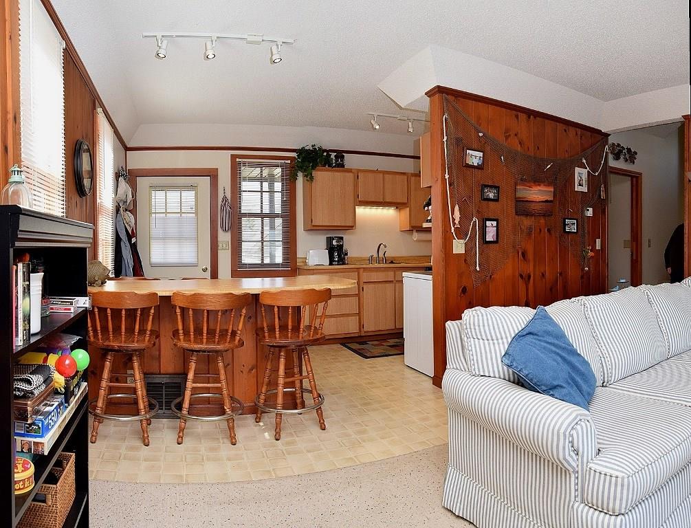 2103 Boulevard Street Rochester, IN 46975 - Photo 10 of 48