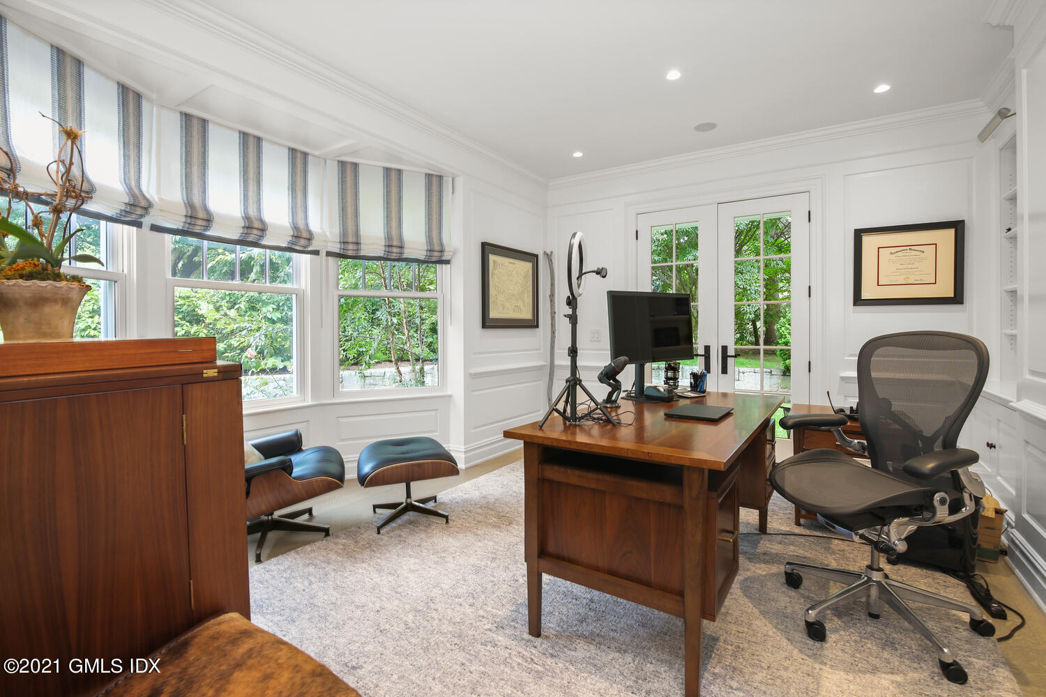 2 Sparrow Lane Greenwich, CT 06830 - Photo 16 of 55 Office