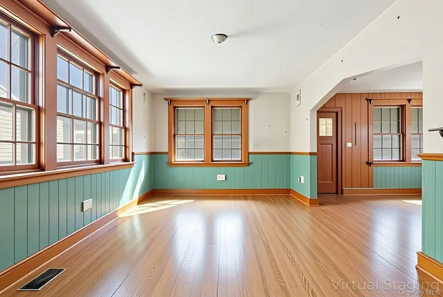 $525,000 | 22 West 12th Street, Huntington Station, NY 11746