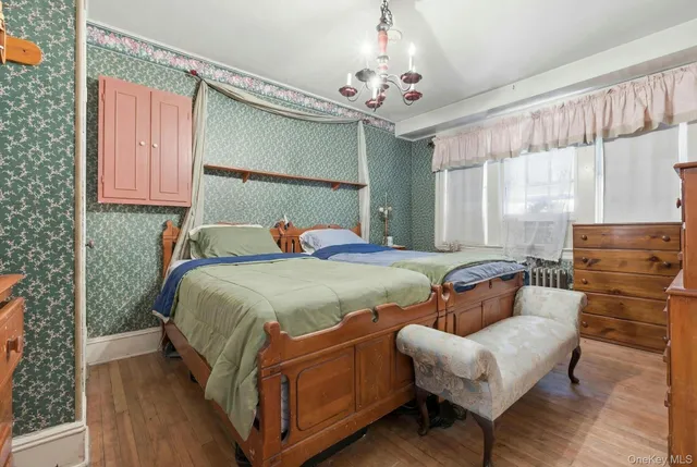 $525,000 | 22 West 12th Street, Huntington Station, NY 11746