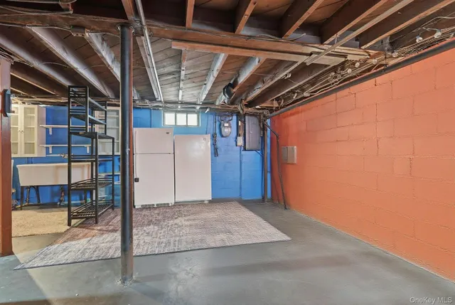 $525,000 | 22 West 12th Street, Huntington Station, NY 11746