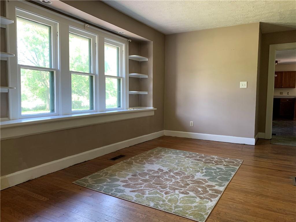 1315 South Hunter Road Indianapolis, IN 46239 - Photo 10 of 26 Gallery Image 10