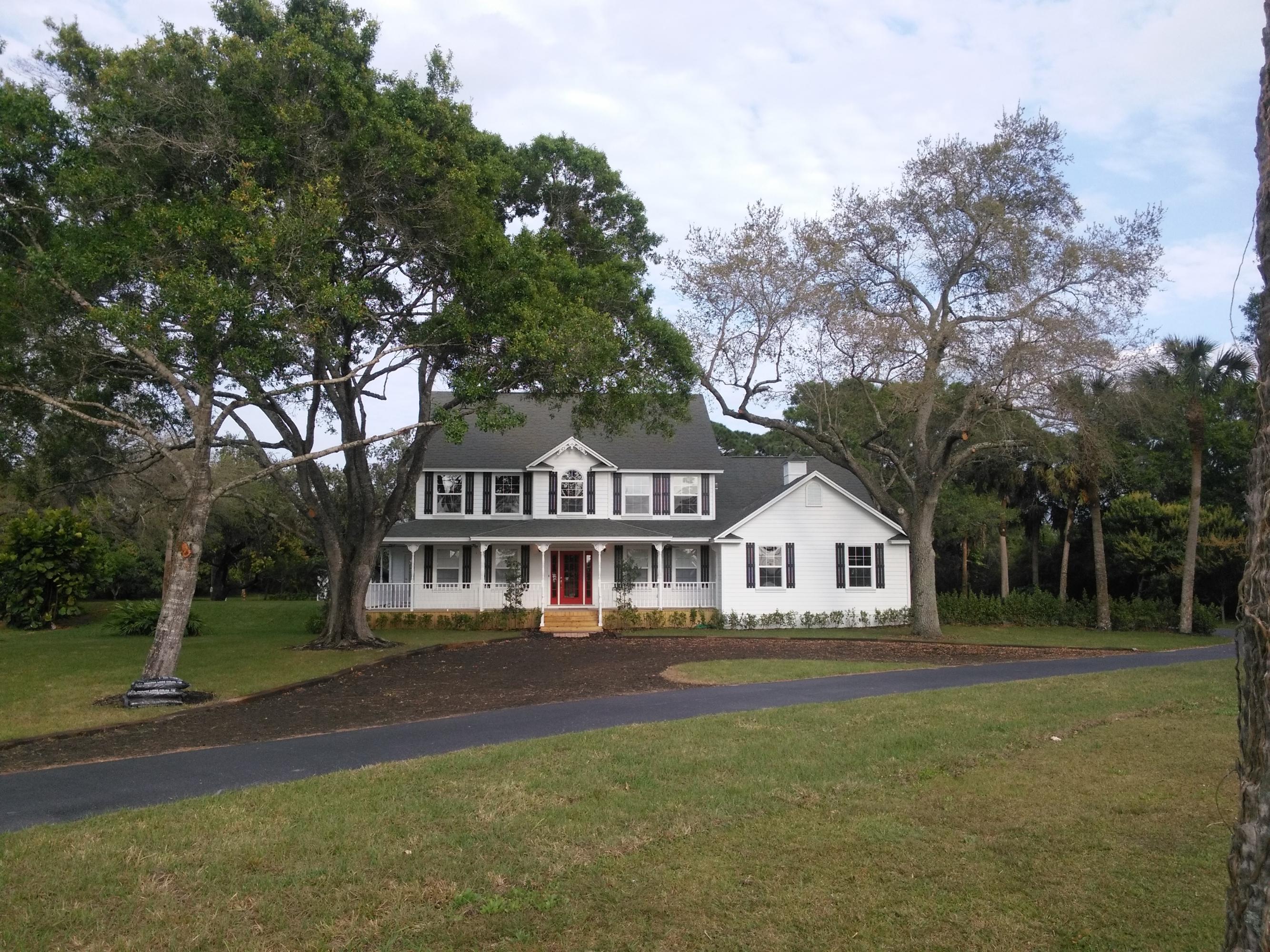2376 Johnston Road Fort Pierce, FL 34951 - Photo 2 of 105 01_FrontView1