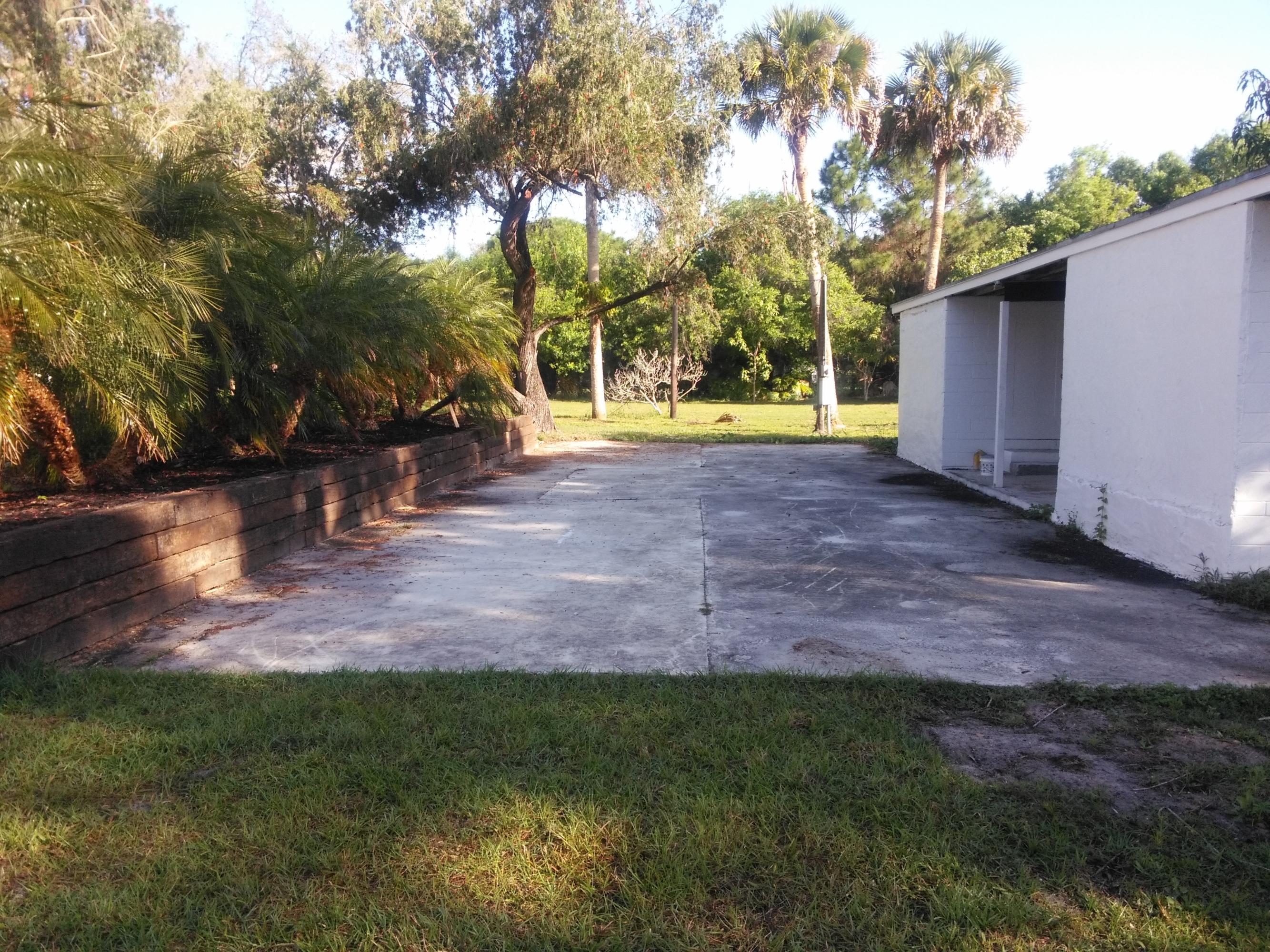 2376 Johnston Road Fort Pierce, FL 34951 - Photo 95 of 105 13_BoatRVParking1