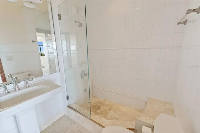 $2,900 | 2109 Bayshore Boulevard, Unit 1006, Tampa, FL 33606