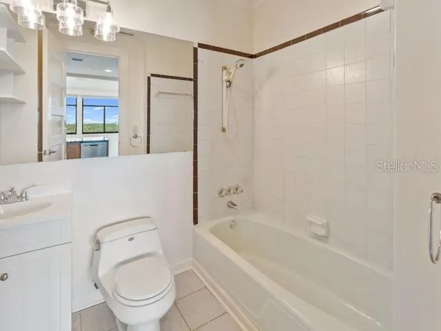 $2,900 | 2109 Bayshore Boulevard, Unit 1006, Tampa, FL 33606