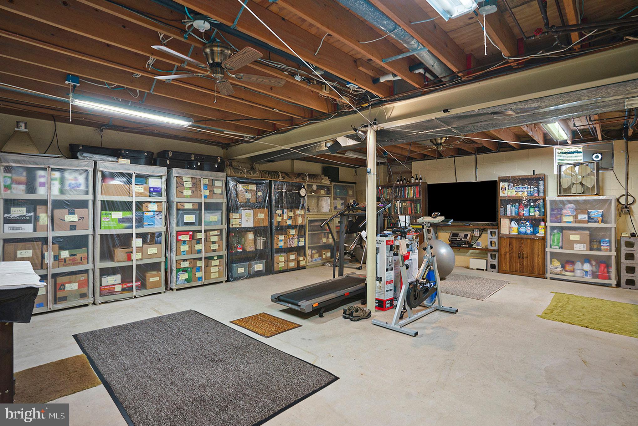 810 Hertford Drive Hatfield, PA 19440 - Photo 20 of 37 Basement