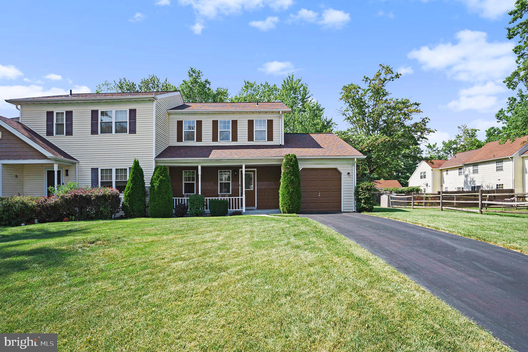 810 Hertford Drive Hatfield, PA 19440 - Photo 3 of 37 Gallery Image 3