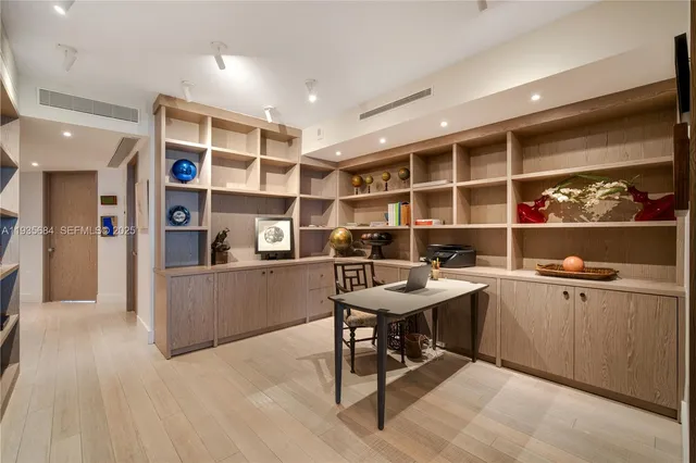 $20,000 | 430 Grand Bay Drive, Unit 1204, Key Biscayne, FL 33149