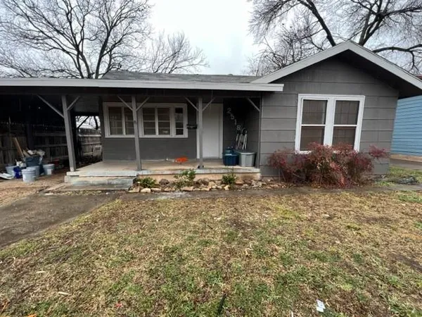 $1,495 | 2518 South 19th Street, Abilene, TX 79605