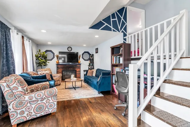 $524,900 | 157 Spring Street, East Bridgewater, MA 02333