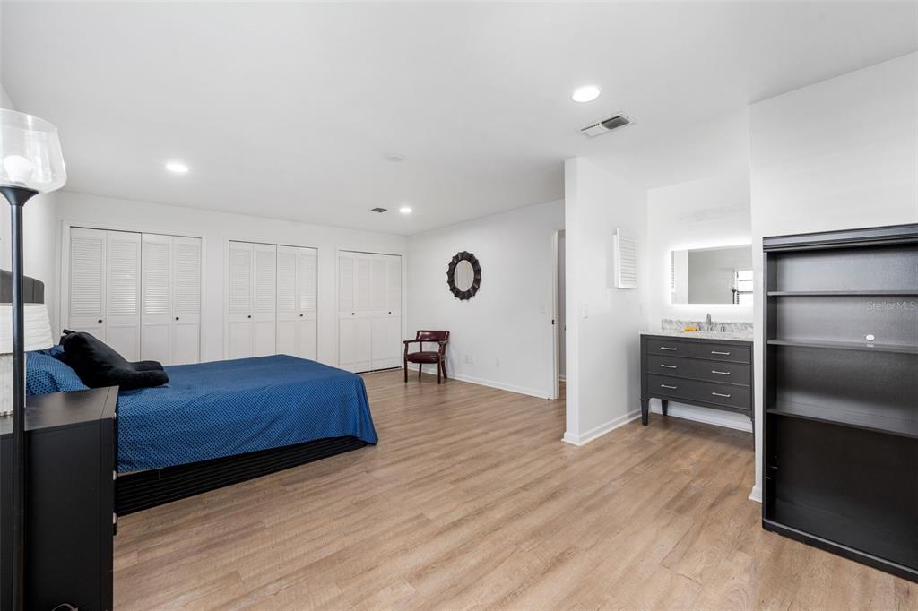 8127 Southwest 12th Place Gainesville, FL 32607 - Photo 11 of 27