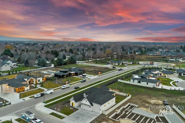 $1,099,000 | 3323 West Golden Barrel Street, Eagle, ID 83616