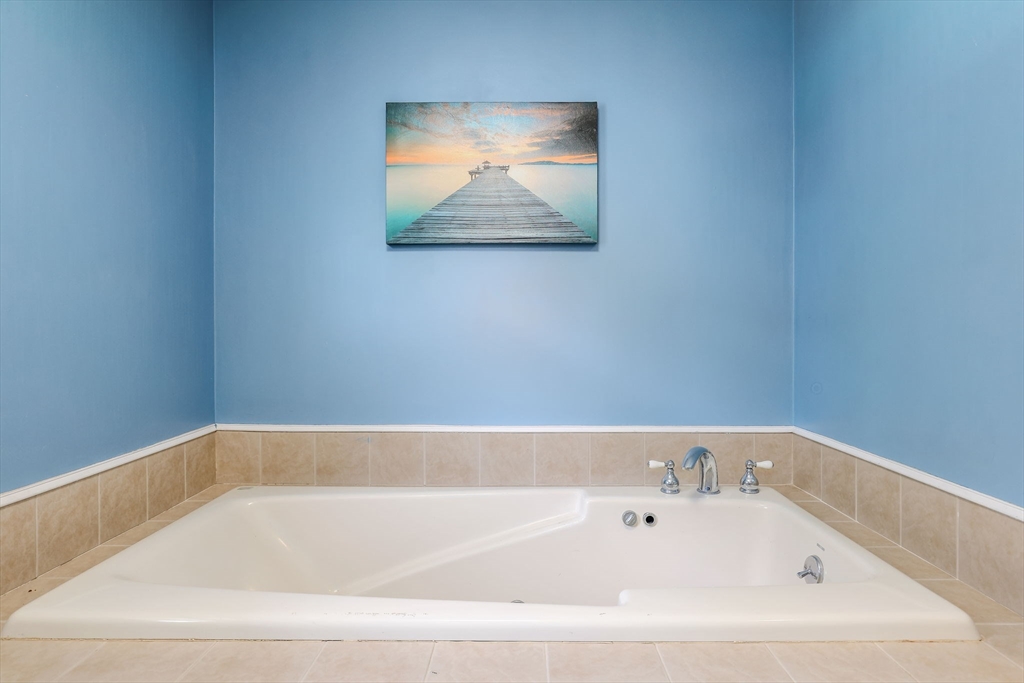 27 Davis Street Rutland, MA 01543 - Photo 30 of 39