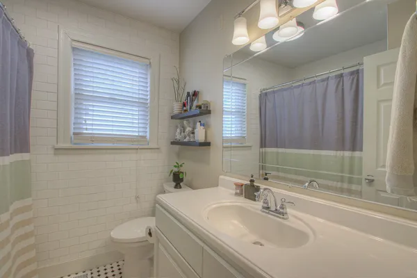 $2,495 | 1609 Cahal Avenue, Unit A, Nashville, TN 37206