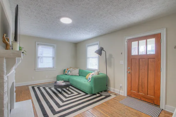 $2,495 | 1609 Cahal Avenue, Unit A, Nashville, TN 37206