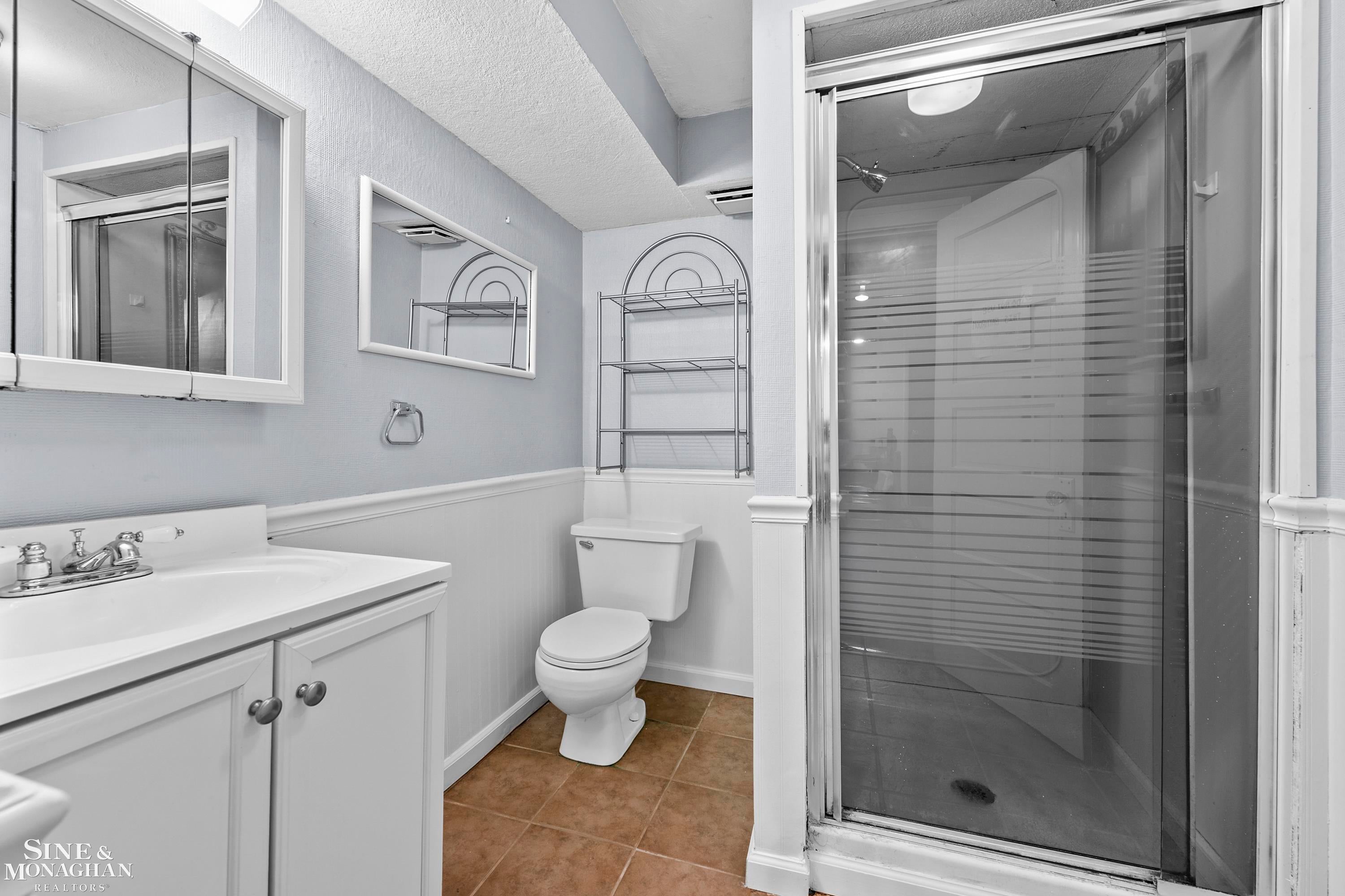 818 Cadieux Road Grosse Pointe, MI 48230 - Photo 33 of 41 Gallery Image 33