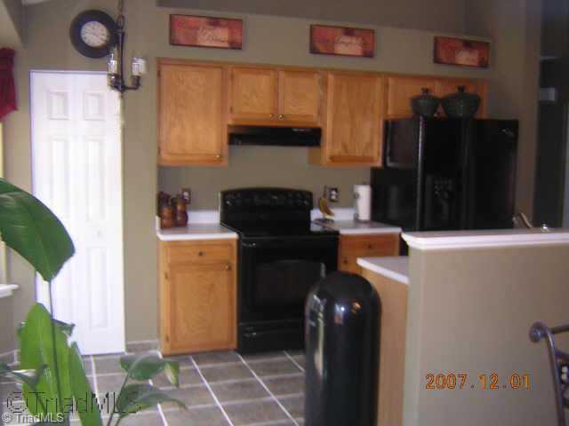 3620 Country Ridge Road Greensboro, NC 27405 - Photo 3 of 8 Other. Eat in kitchen with brand new smooth top range and Refrigerator