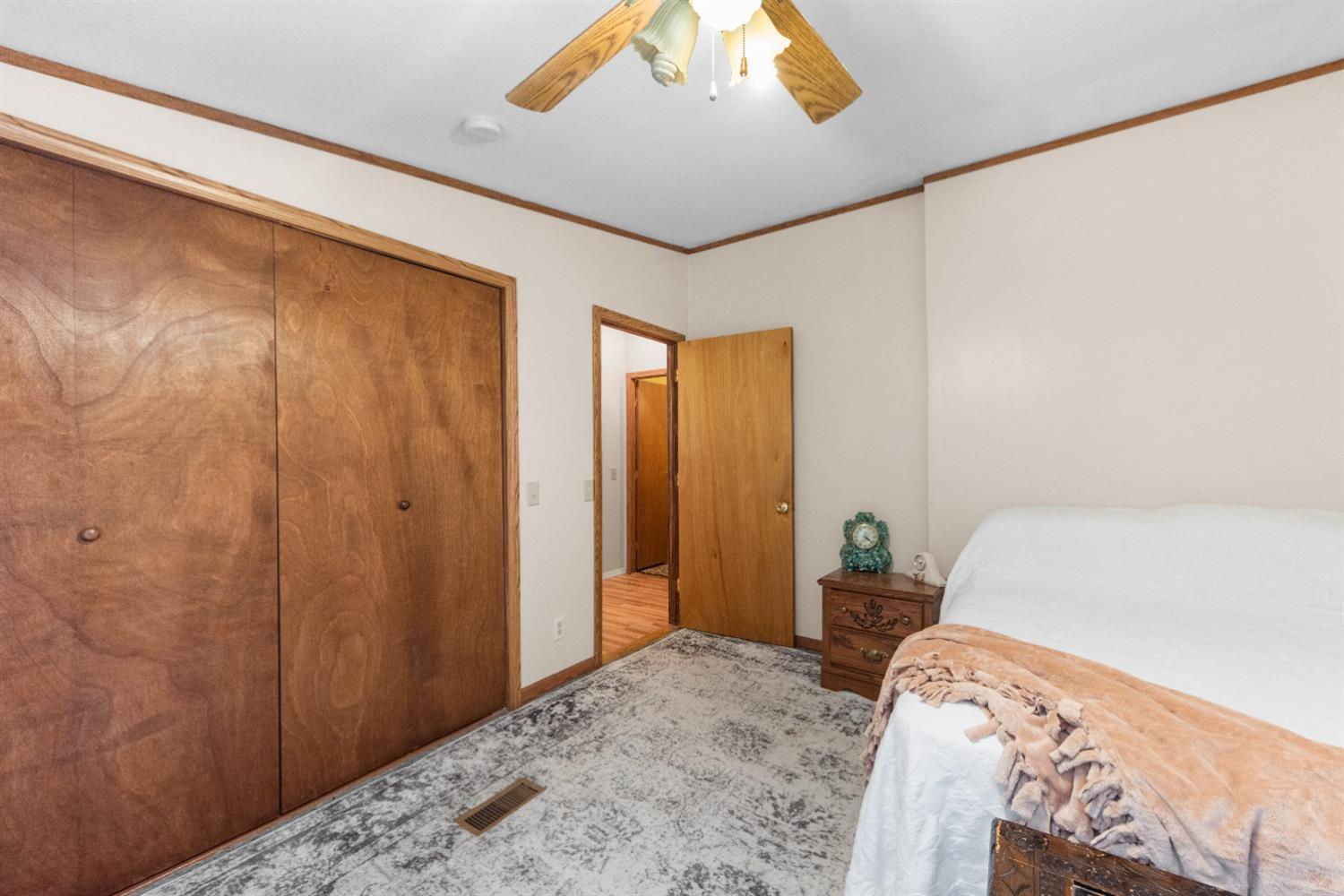 12136 Fite Road Bethel, OH 45106 - Photo 14 of 39 Gallery Image 14