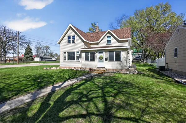 $199,900 | 403 Lake Street, Alexandria, MN 56308
