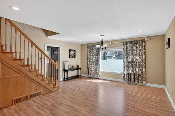 $199,900 | 403 Lake Street, Alexandria, MN 56308