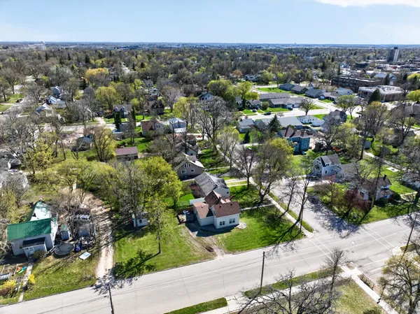 $199,900 | 403 Lake Street, Alexandria, MN 56308